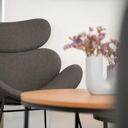 Pyrra * سكيروس