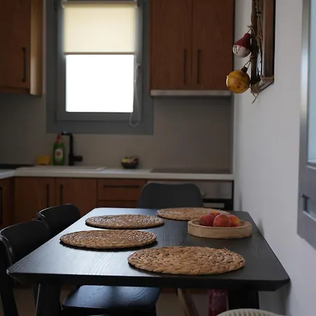 Pyrra * سكيروس